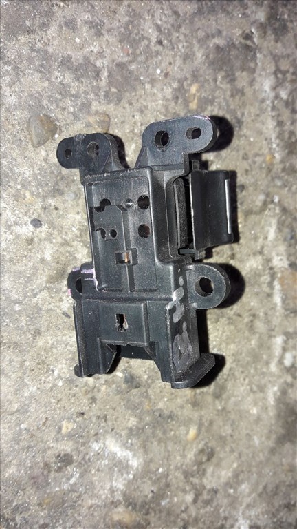 Honda Civic VII ES9 Ablakemelõ Kapcsoló M20013 2. kép