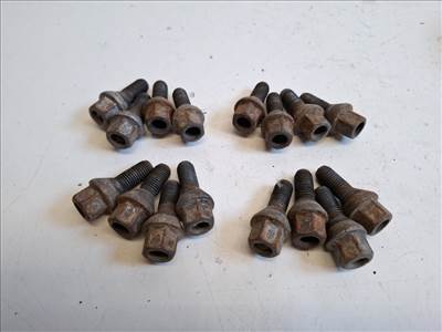 Dacia Lodgy  Kerékcsavar