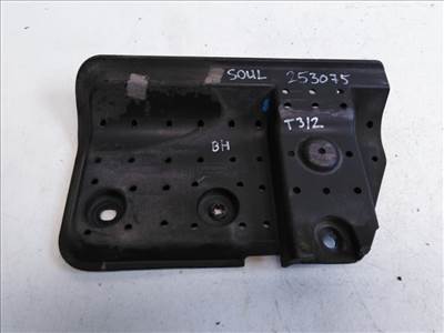 Kia Soul bal hátsó fenéklemeztálca 841782K050