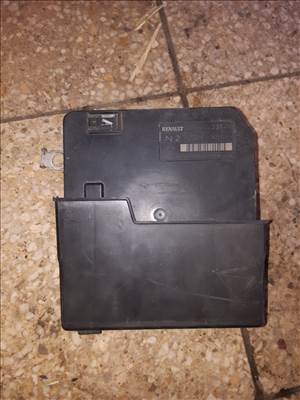 Renault Kangoo 07-14 Biztosítéktábla / Relé Tábla