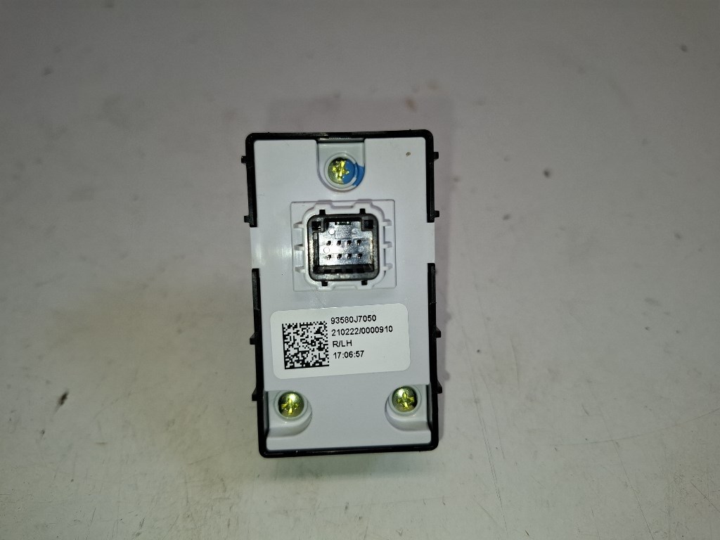 Kia X Ceed (CD) bal hátsó ablakemelõ kapcsoló 93580J7050 3. kép