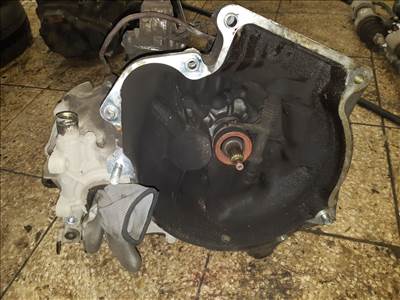 Suzuki Swift II 92-03 3497565 Váltó
