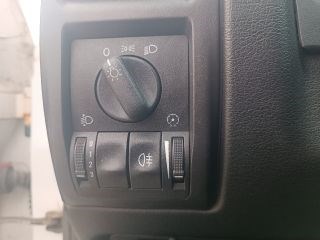 OPEL ASTRA G Kombi (F35) Csomagtérajtó Kapcsoló 23. kép