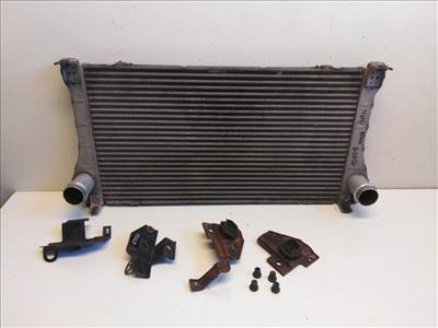 Toyota Auris (E150) intercoolerhûtő 0R020 JD1271002541