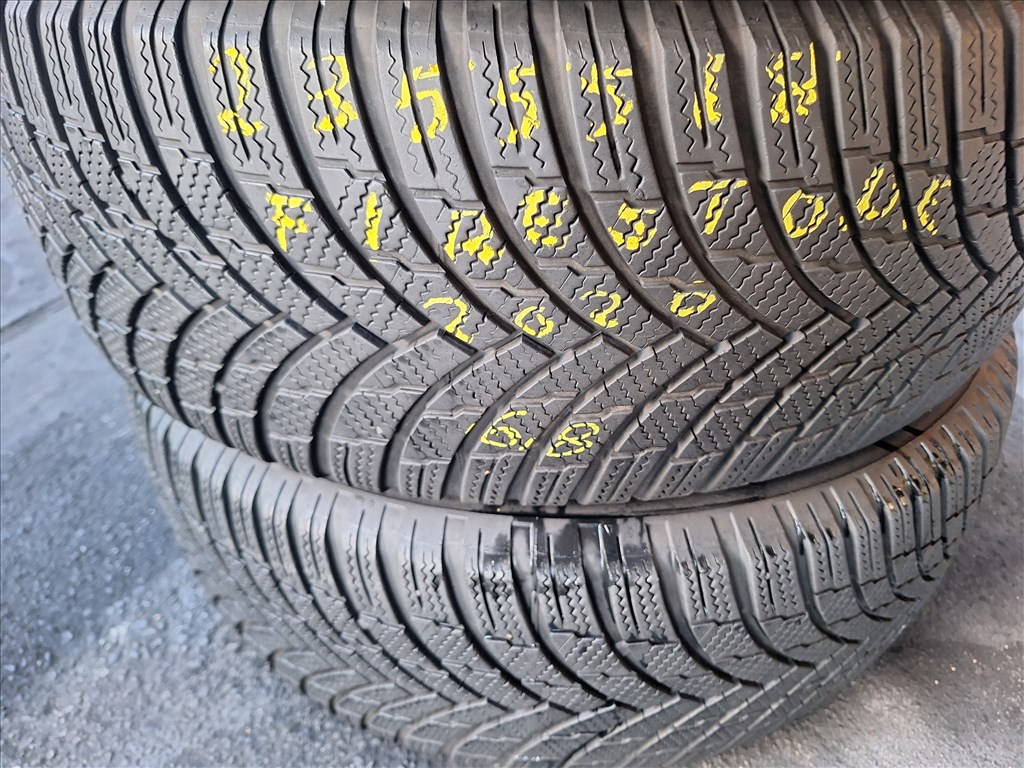  235/55/18"  Firestone téli gumi  1. kép