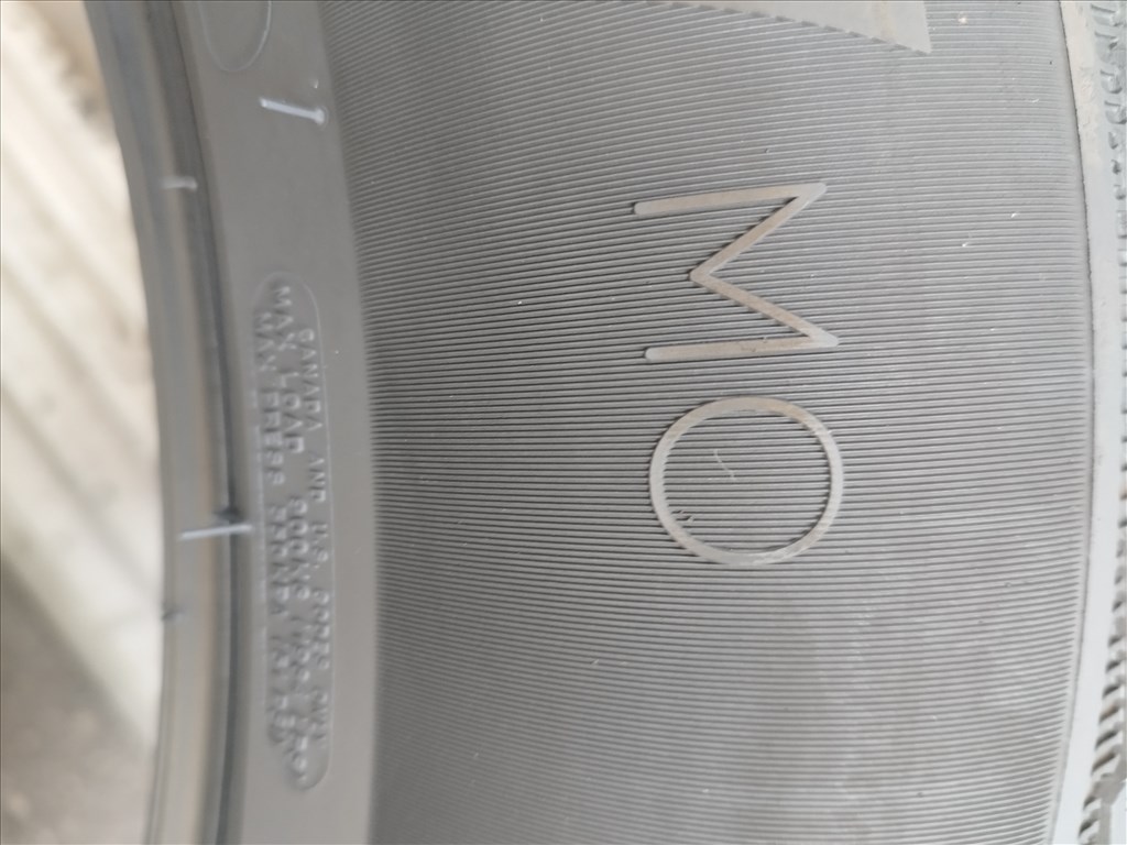  235 65 r17 Michelin Pilot Alpin 5 SUV téligumik 2db dot 23  3. kép