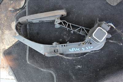 Mercedes S 320 W220, W215 Gázpedál  a2033010001