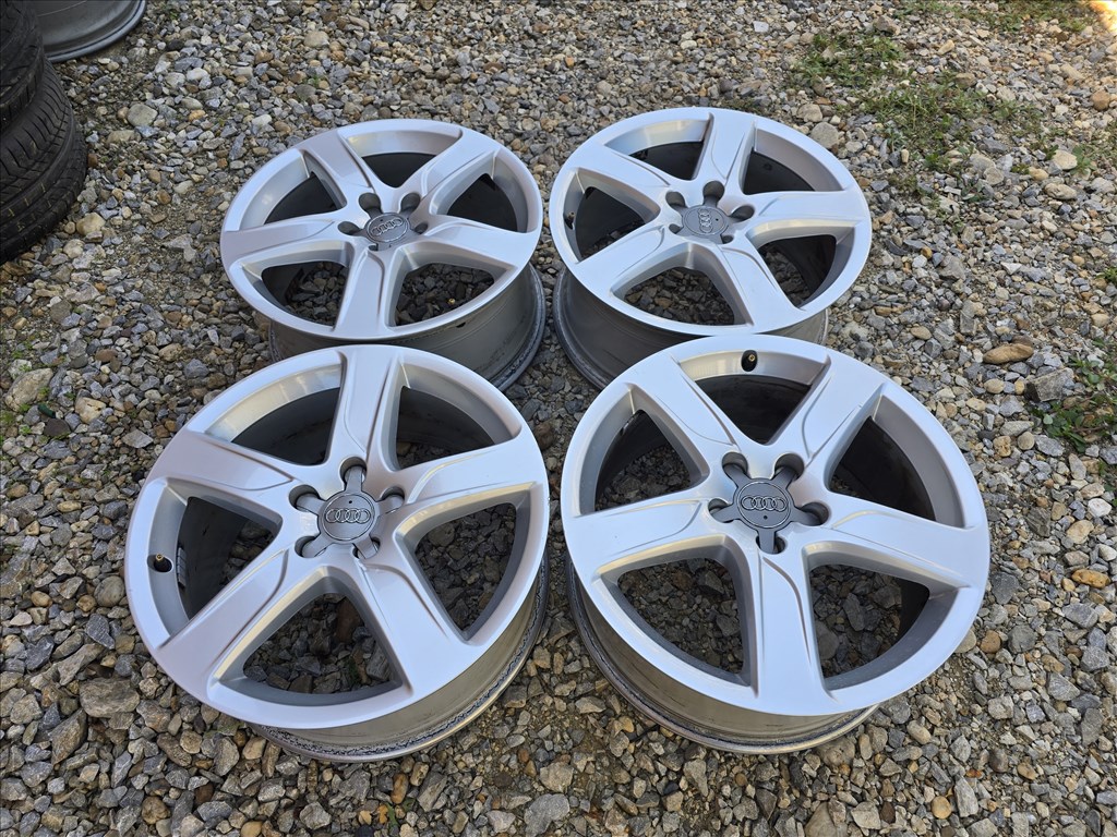  18-as,5x112-es újszerű gyári Audi alufelni 3. kép