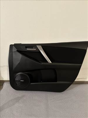 Mazda 3 BL Jobb Első ajtókárpit 