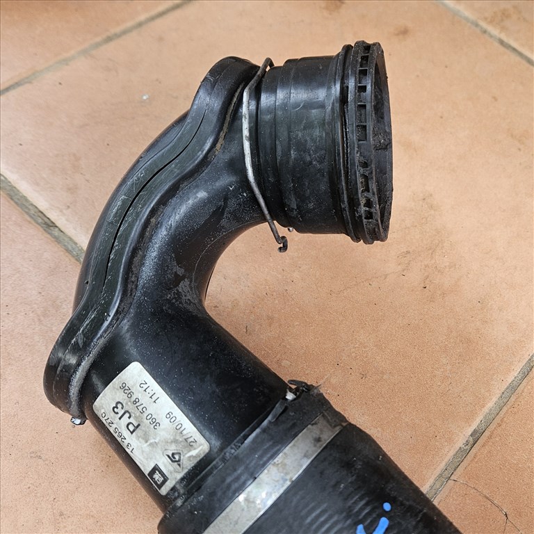 Opel Astra J 1.6 Turbo Intercooler cső A16let  13265270 2. kép