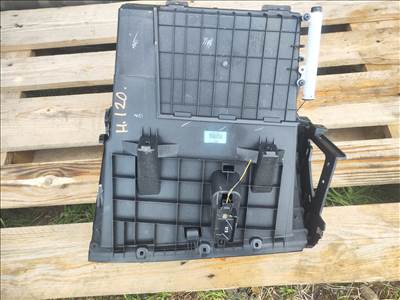 Hyundai i20 (PB) kesztyűtartó  845201j100