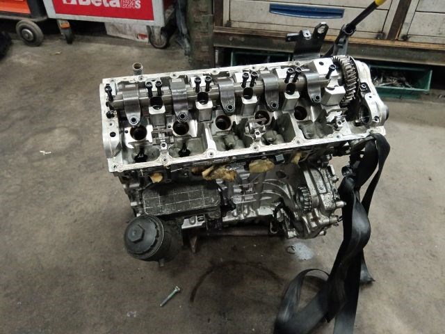 Volkswagen Transporter T5 Motor (Fűzött blokk hengerfejjel)19821 BPC 2.5 TDI 4. kép