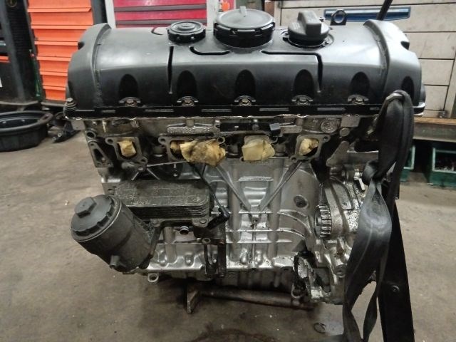 Volkswagen Transporter T5 Motor (Fűzött blokk hengerfejjel)19821 BPC 2.5 TDI 8. kép