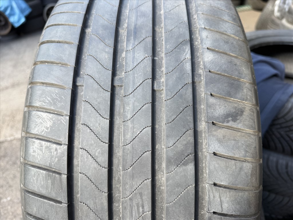  255/4020" újszerű Bridgestone nyári gumi gumi 1. kép