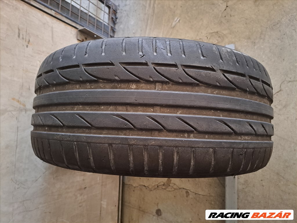 1db 245/40 R18 Bridgestone Potenza S001 (Peremvédős) Nyári Gumi eladó!!! ára! 10000Ft  1. kép