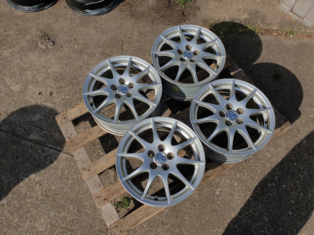 16" 5x100 Toyota 1. kép
