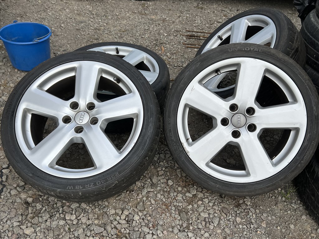 18 Gyari Audi A3 A4 A6 Javitas mentes alufelni garnitura nyarigumikkal!5x112.  8E0 601 025 AK  10. kép