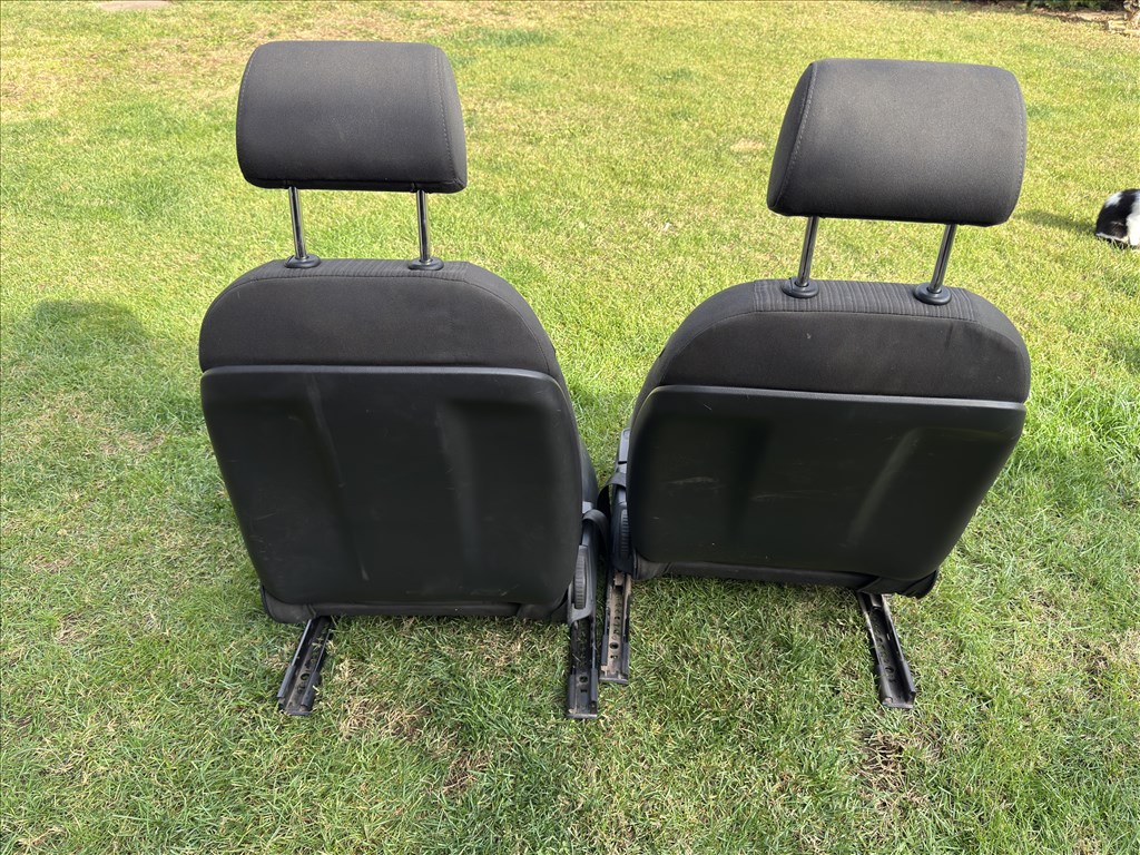 Audi A4 (B6/B7) 2.0 TDI első ülés  2. kép