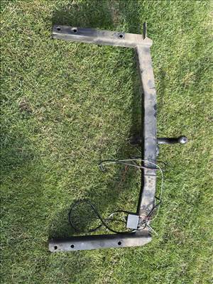 Audi A4 (B6/B7) 2.0 TDI vonóhorog 