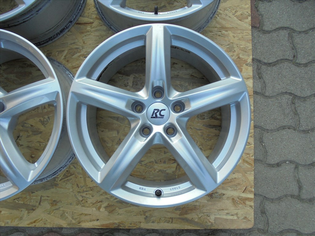 17-es RC alufelni újszerű állapotban eladó 5. kép