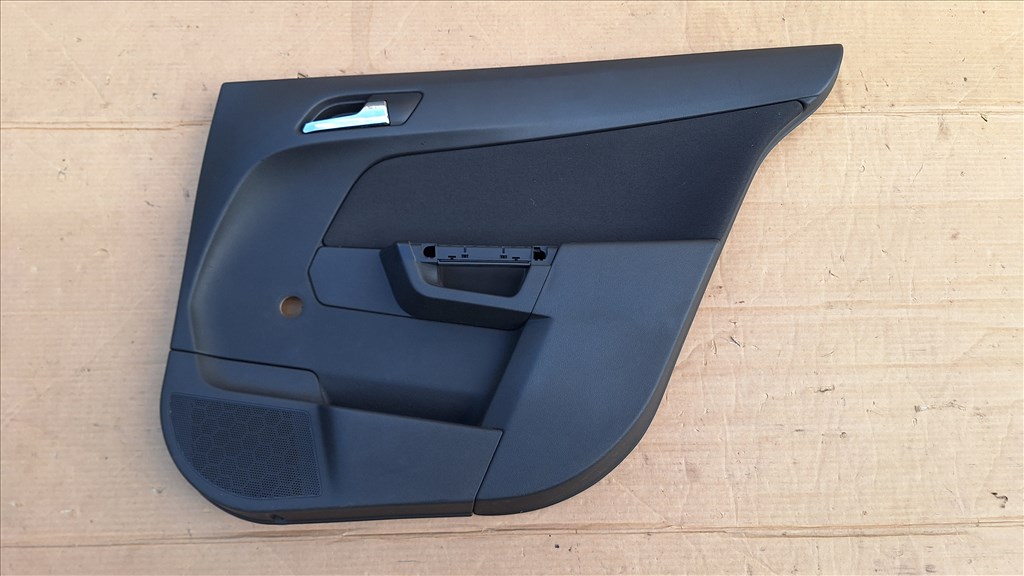 Opel Astra H Sedan hátsó ajtókárpit 1. kép
