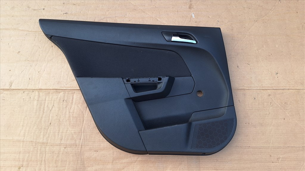 Opel Astra H Sedan hátsó ajtókárpit 4. kép