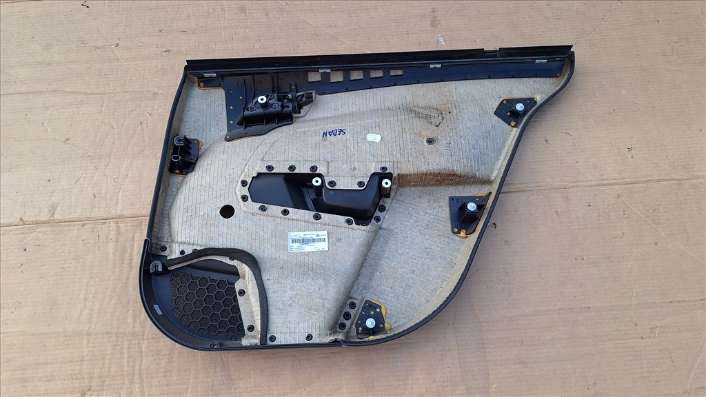 Opel Astra H Sedan hátsó ajtókárpit 7. kép