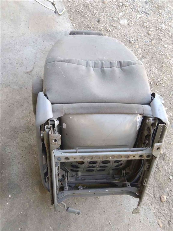 Ford Galaxy II Jobb Elsõ Ülés 4. kép