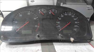 Volkswagen Passat B5 96-05 Óraegység / Kilométeróra