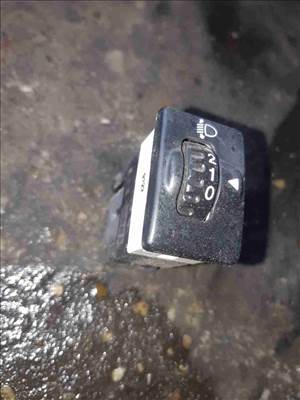 Suzuki Jimny Fényszóró Magasság Állító Kapcsoló 329-32074