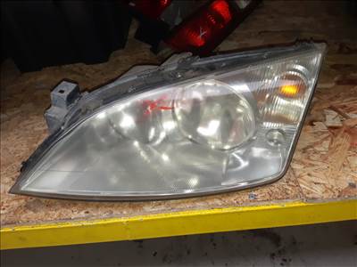 Ford Mondeo III Bal Első Lámpa / Fényszóró