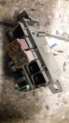 Suzuki Vitara Biztosítéktábla / Relé Tábla