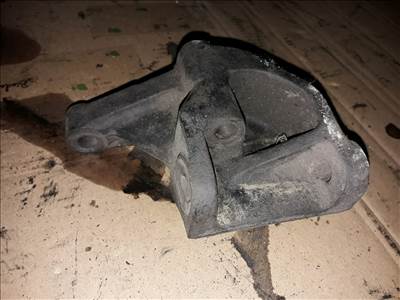 Opel Frontera A Generátor Tartó Bak