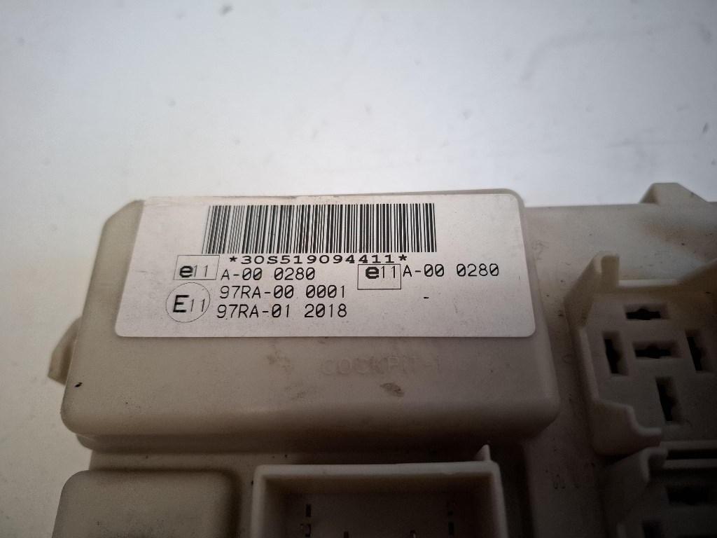 Ford Focus  biztosítéktábla utastér 4M5T14A073AF 4. kép