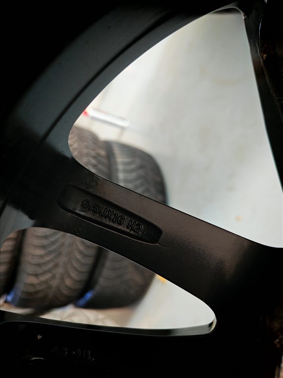 16" 5x114,3 Hyundai Kona, Kia alufelni szett újszerű téligumikkal +TPMS! 5. kép