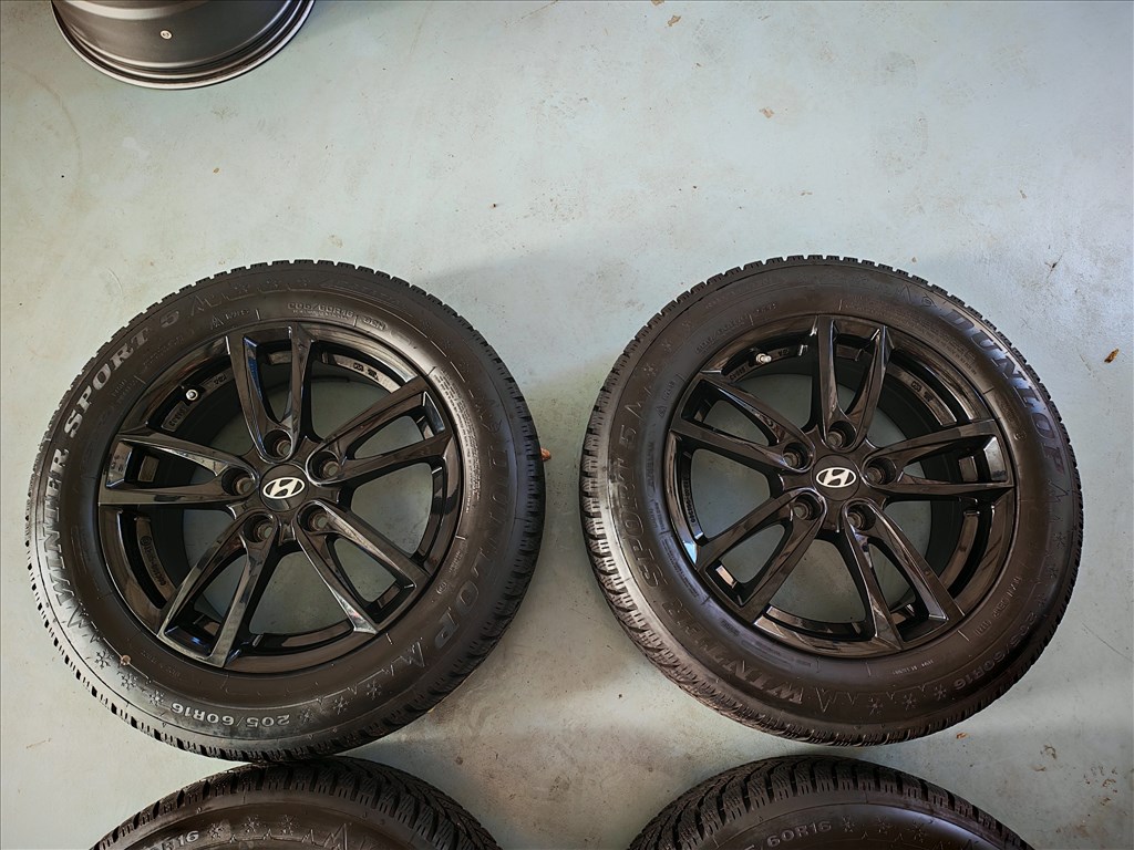 16" 5x114,3 Hyundai Kona, Kia alufelni szett újszerű téligumikkal +TPMS! 3. kép