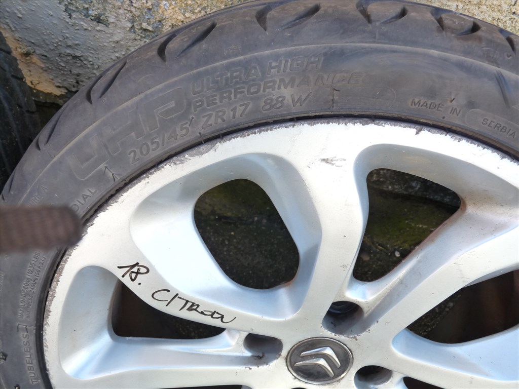  17" használt alufelni, rajta 205/45 használt gumi  4. kép
