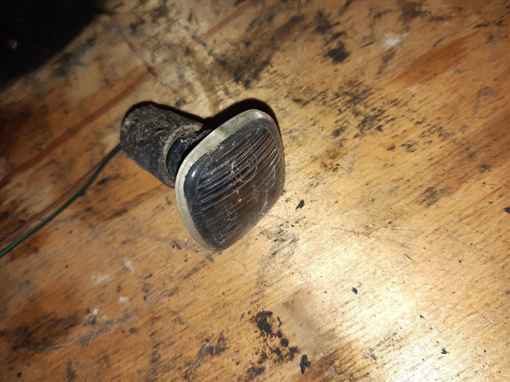 Skoda Roomster Praktik Oldalindex 1U0 949 127 B 1. kép