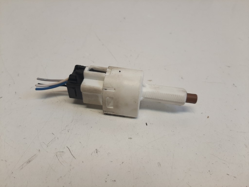 Toyota Rav 4 (XA30) féklámpa kapcsoló 1. kép