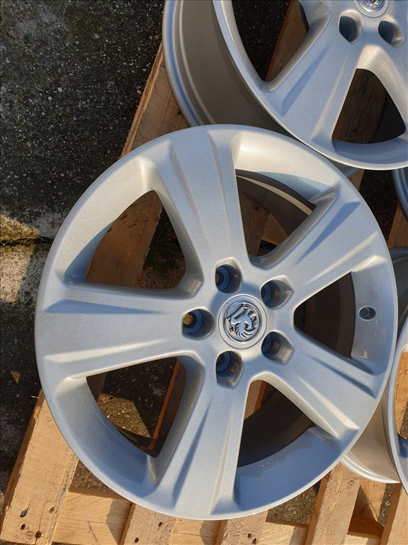 17" 5x110 Opel 3. kép