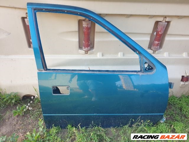 Suzuki Swift II Jobb első ajtó  1. kép