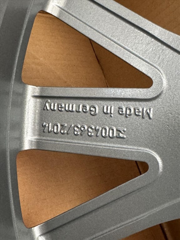 R20 Original audi 8.5J ET43 - 4K0 601 025AB / 4K0601025AB 1db alufelni felni 5. kép