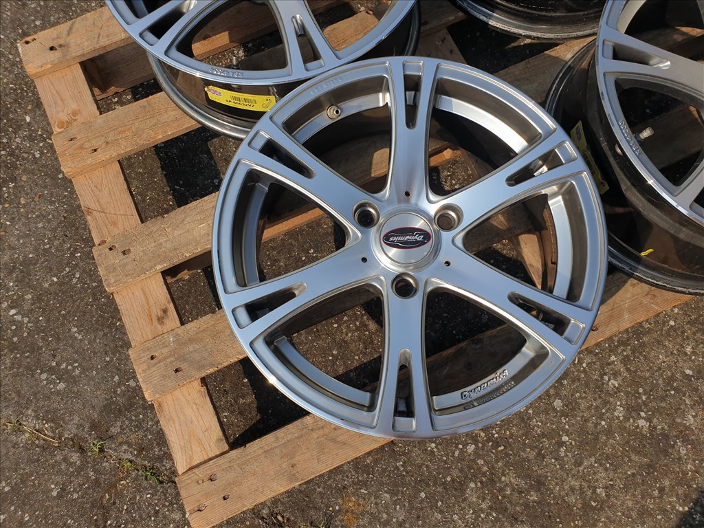 16" 3x112 Smart (2 széles) 4. kép