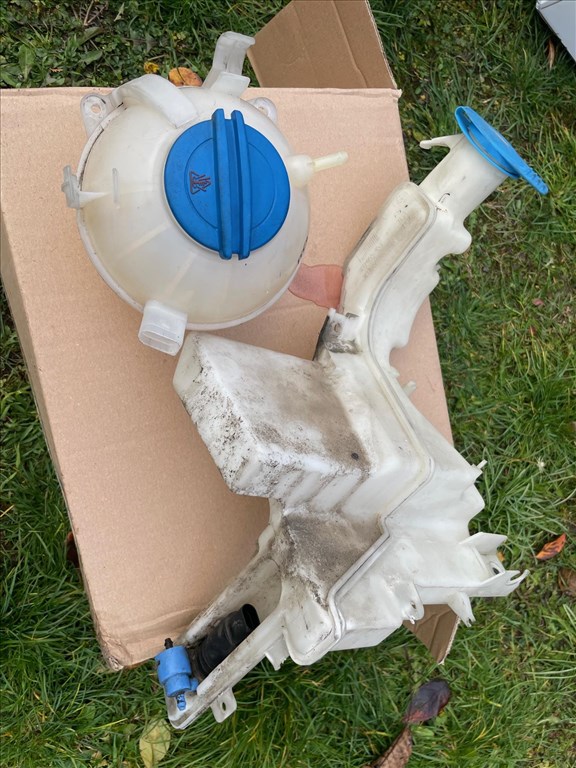 Volkswagen Passat B6 2.0 CR TDi Gyári Bontott Alkatrészei 22. kép