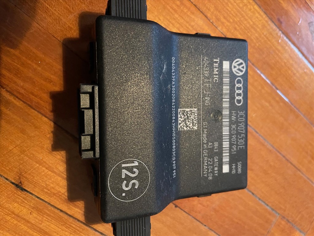 Volkswagen Passat B6 2.0 CR TDi Gyári Bontott Alkatrészei 34. kép