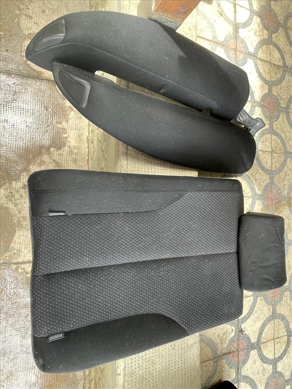 Volkswagen Passat B6 2.0 CR TDi Gyári Bontott Alkatrészei 86. kép