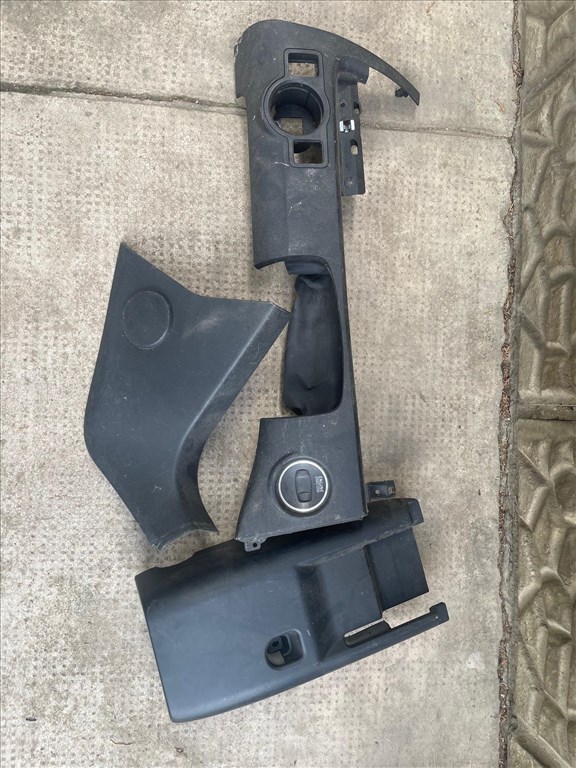 Volkswagen Passat B6 2.0 CR TDi Gyári Bontott Alkatrészei 89. kép