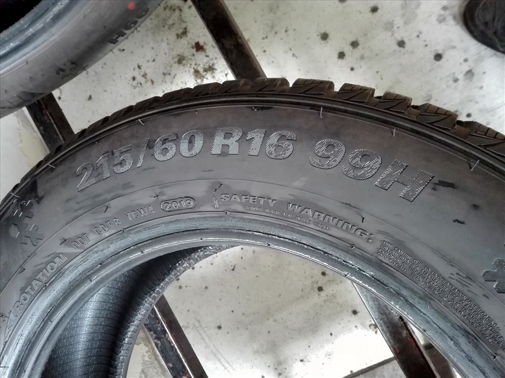 215/60R16 Kumho téli gumi garnitúra 215/60 r16 6. kép