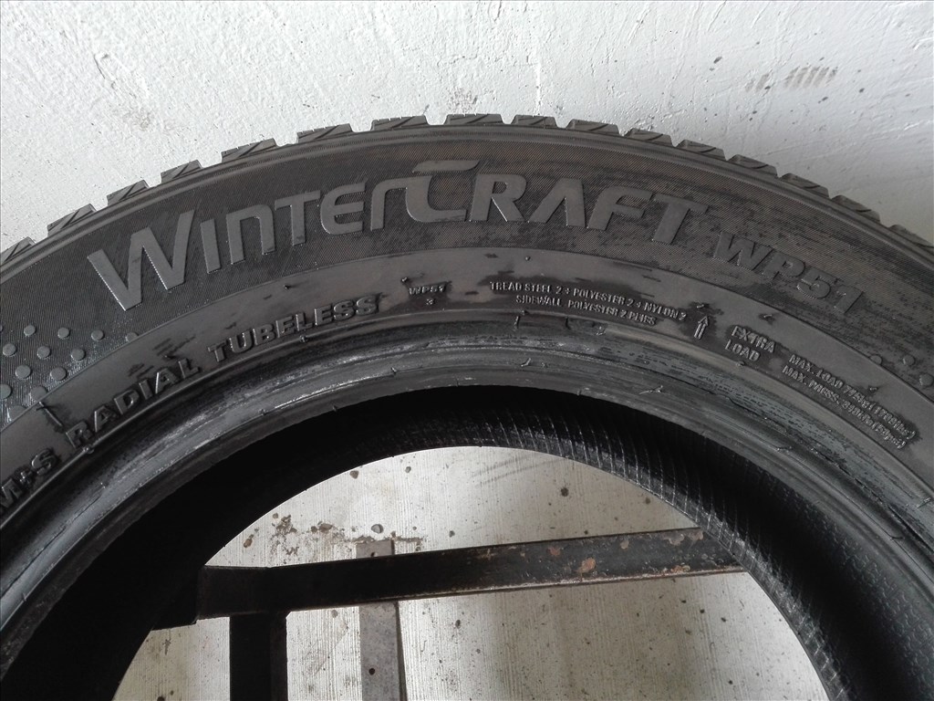 215/60R16 Kumho téli gumi garnitúra 215/60 r16 8. kép