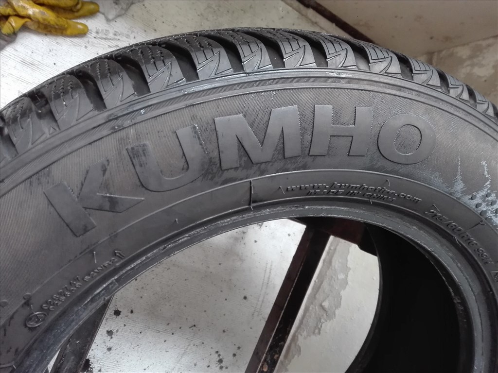 215/60R16 Kumho téli gumi garnitúra 215/60 r16 9. kép